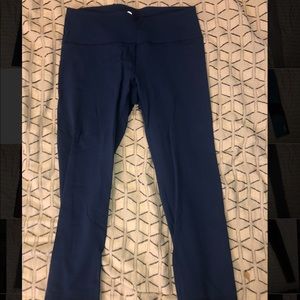 90 Degree Cropped Leggings Size Small